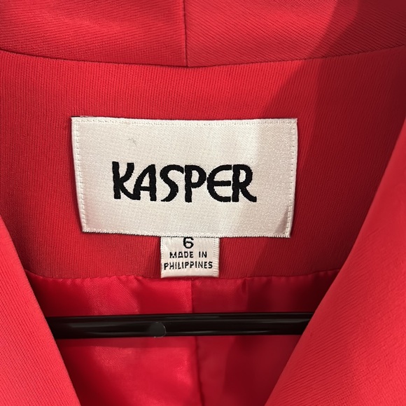 KASPER red blazer - Picture 2 of 3
